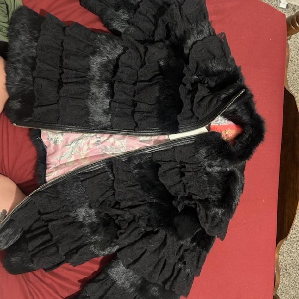 Black Manoush coat size 42